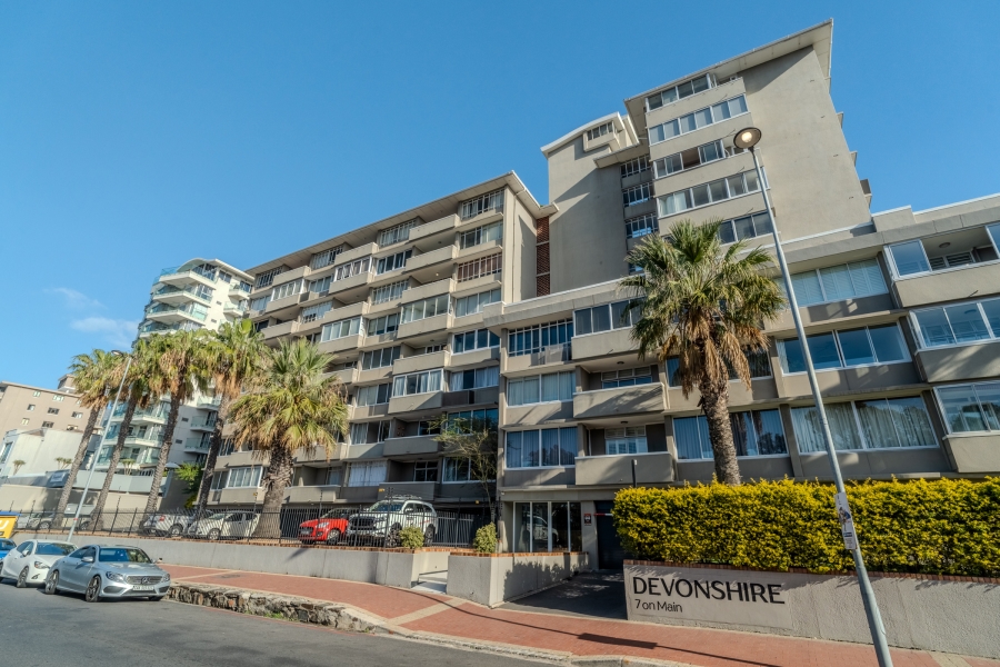 1 Bedroom Property for Sale in Green Point Western Cape